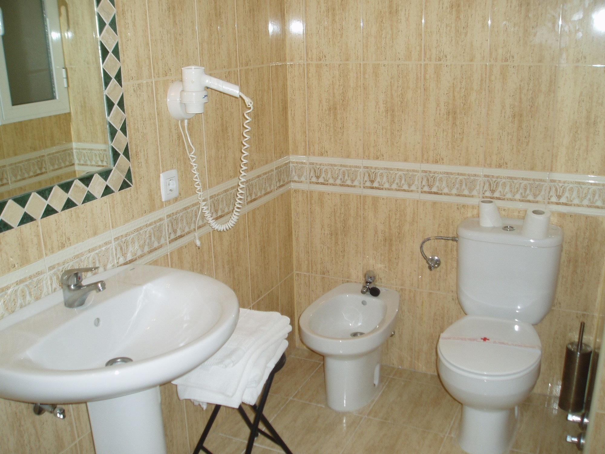 Hotel Мансанарес Экстерьер фото